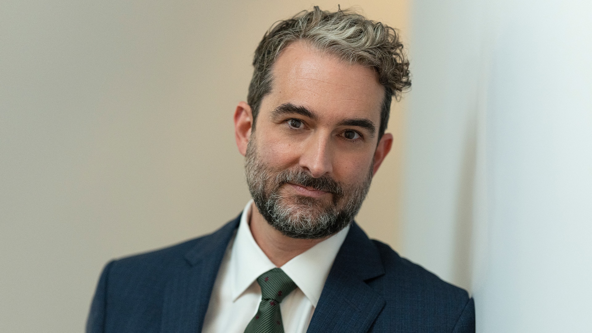 Jesse Bloom played by Jay Duplass on Industry - Official Website for the  HBO Series | HBO.com