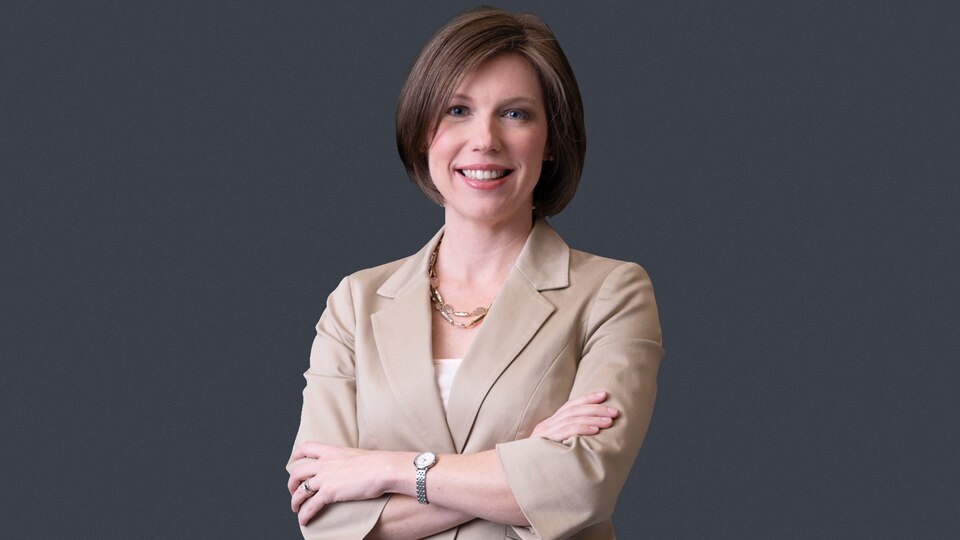 Kim Hart played by Kim Hart on Axios - Official Website for the HBO